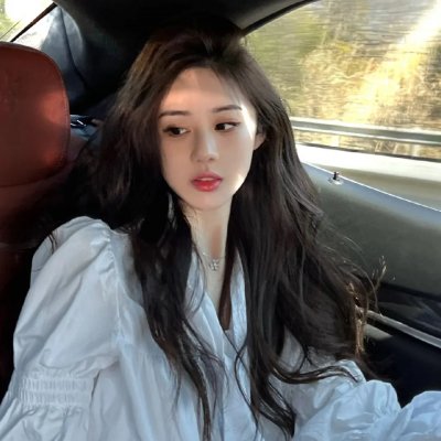 聪明的金发美女